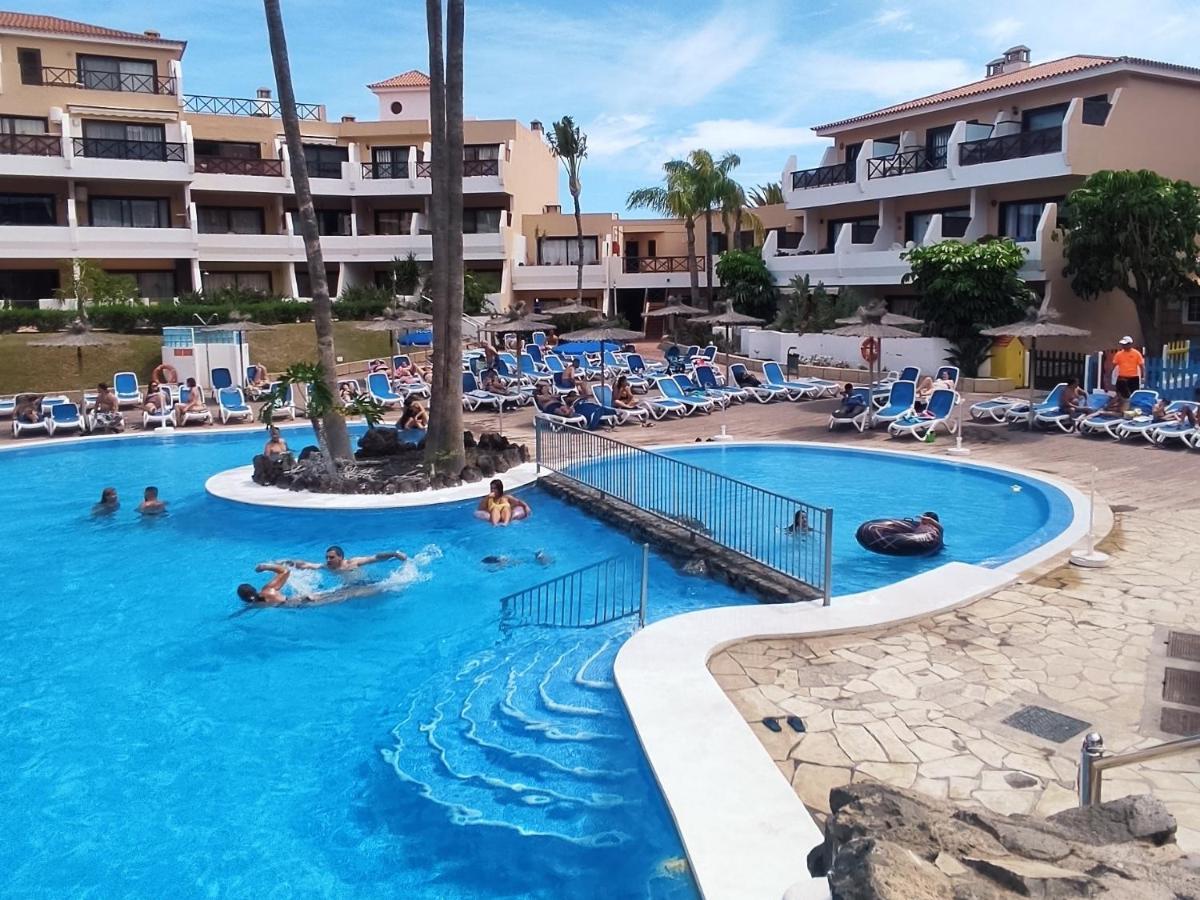 "Mini Golf Estudio" Terraza Privada Y Piscina ซานมิเกลเดียโบนา ภายนอก รูปภาพ